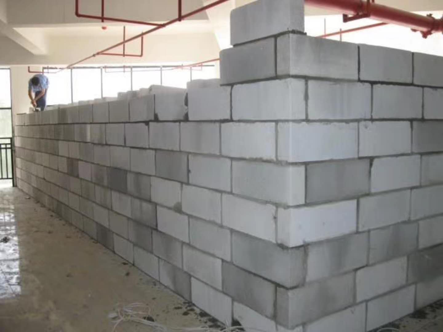 安庆蒸压加气混凝土砌块承重墙静力和抗震性能的研究